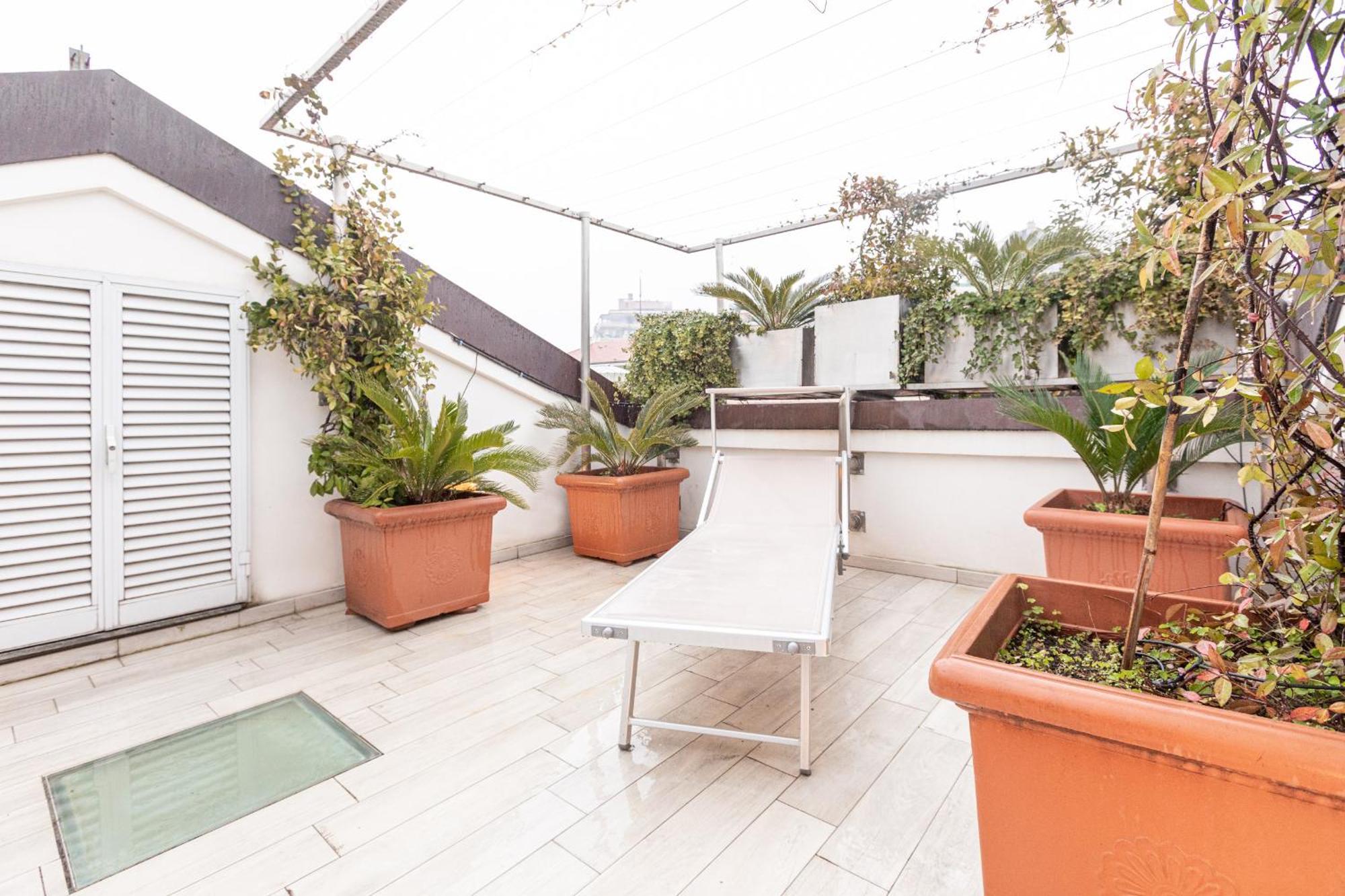 Monte Napoleone Split-Level Terrace Apartment - Top Collection Mailand Exterior foto
